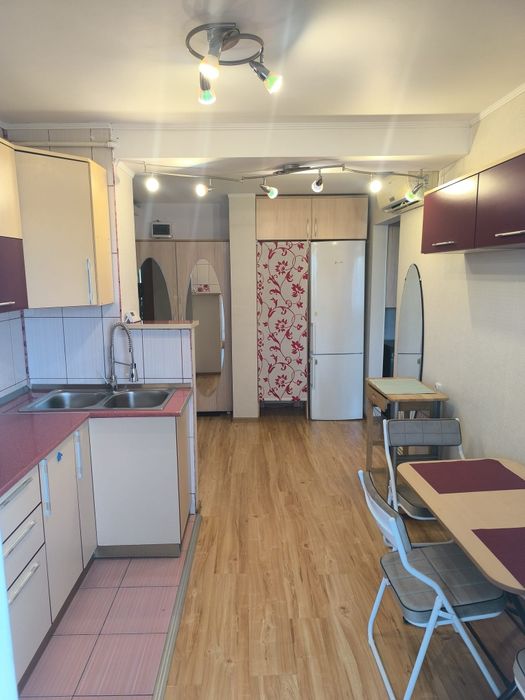 Proprietar inchiriez apartament 2 camere Aviatiei