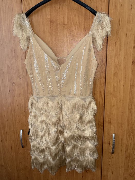 Нова рокля. Обличана един път. Размер ХС. Подходяща за официален повод