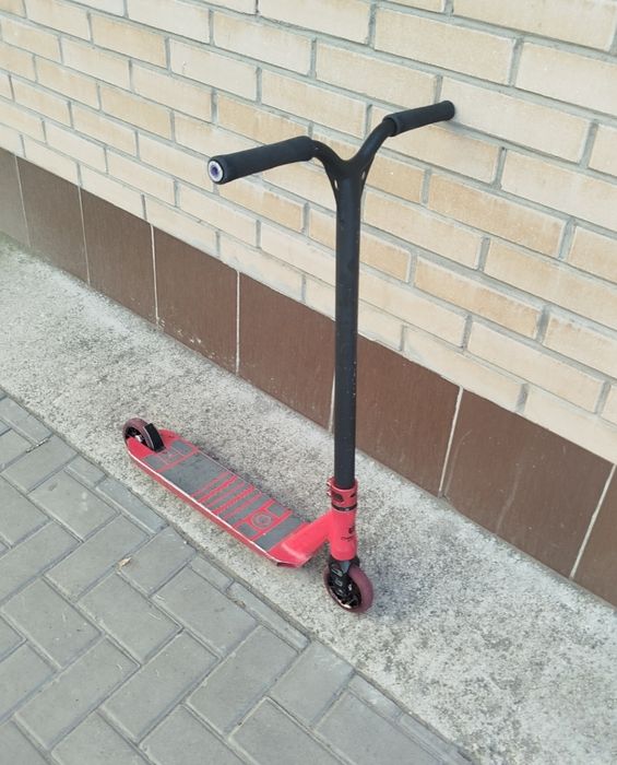 Трюковой самокат