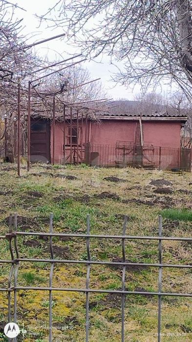 Oportunitate investitionala – Casa cu teren extins in Comuna Geaca