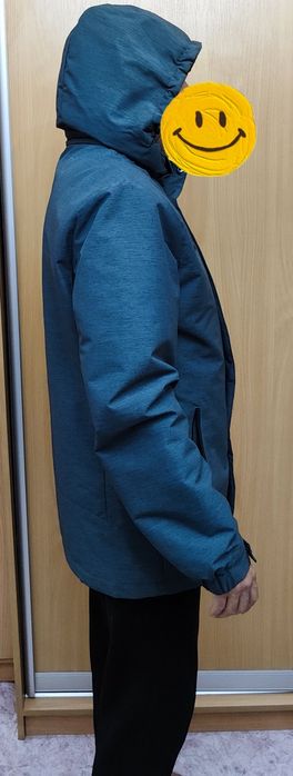 Продам куртку размер XL (50)