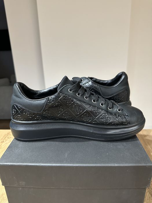 Мъжки сникърси GUESS