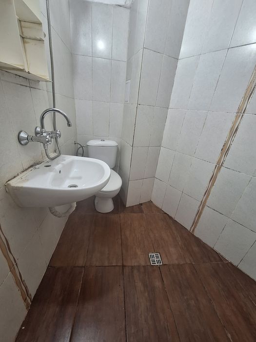 Дава се под наем Ателие в София, Център - 25 кв.м за 228.99 € - Снимка #3