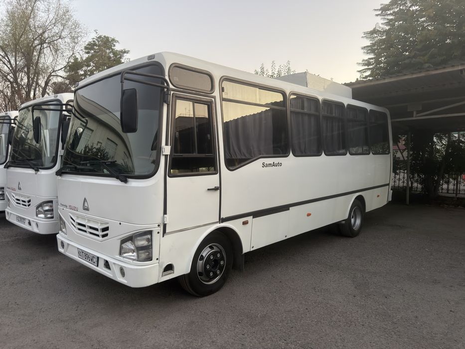 Isuzu sotiladi 2019 NP 40.