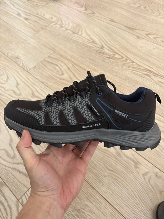 Pantofi sport Paredes drumetie/munca, marime 43