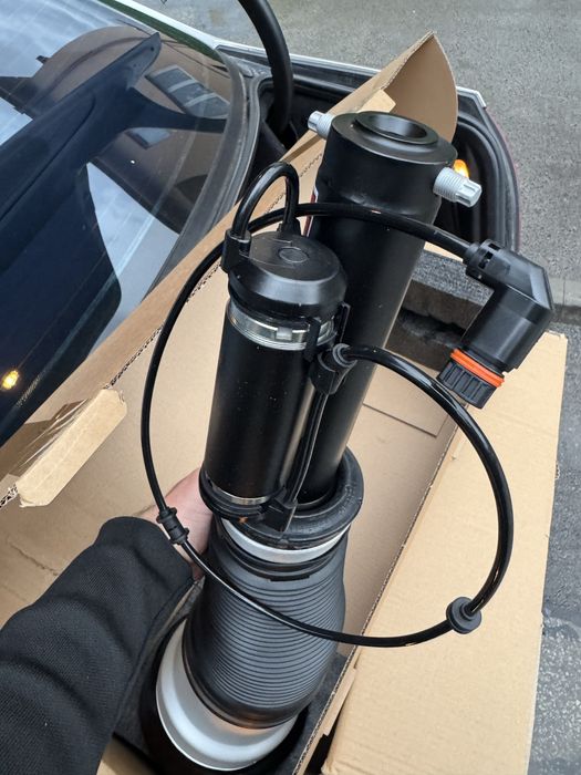 2 бр. Предни амортисьори с въздушни възглавници за S class w221