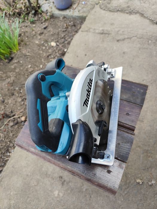 Circular Makita DHS 660 brushless