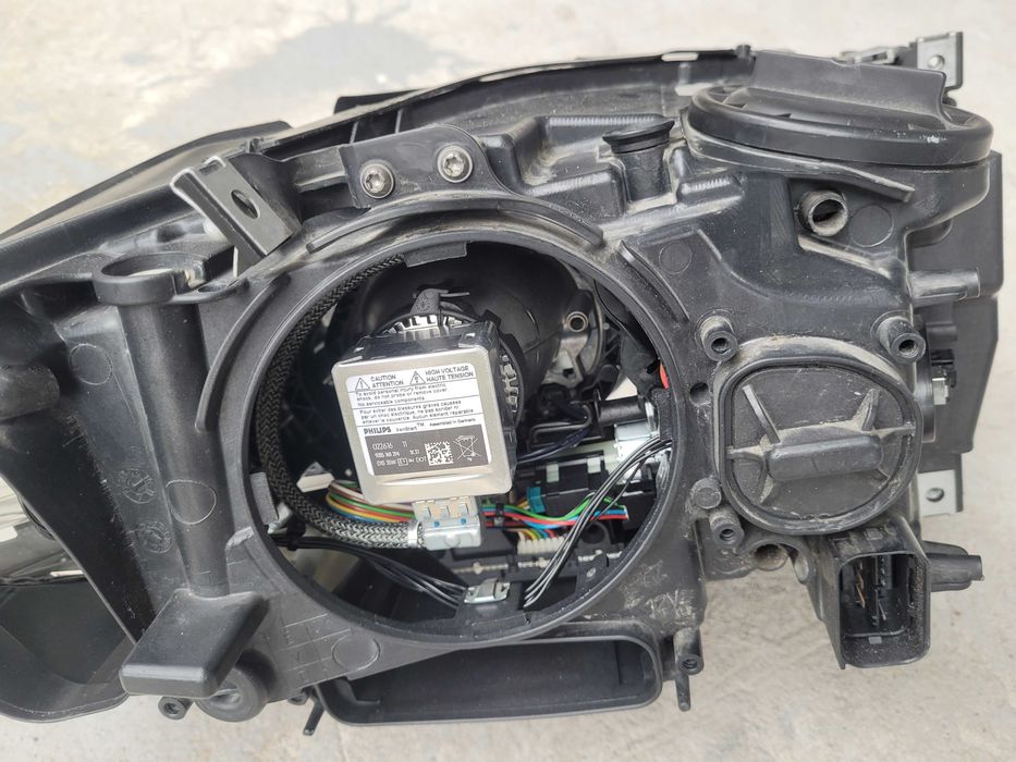 BMW 5 F10 Adaptive Bi Xenon Far,Бмв Ф10 Би Ксенон Фар
