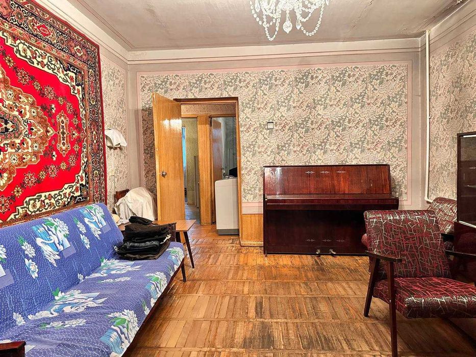 2 комнатная квартира возле Южного вокзала