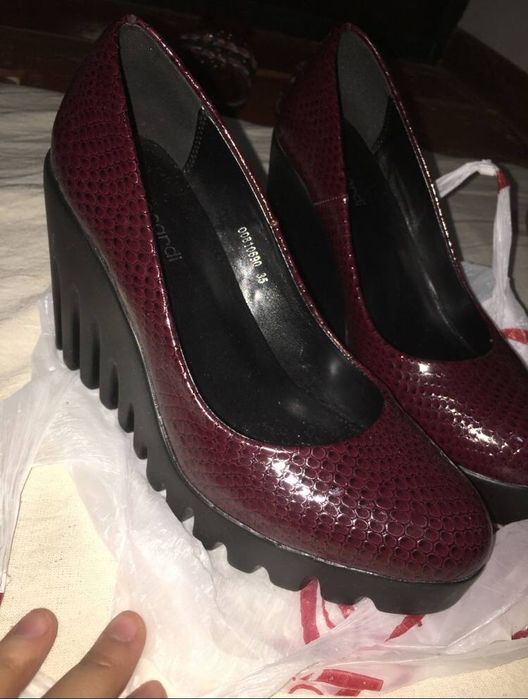 таза туфли сатылады