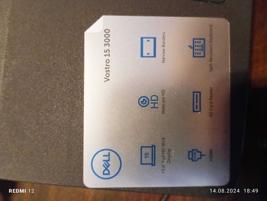 Лаптоп DELL Vostro 15 3000