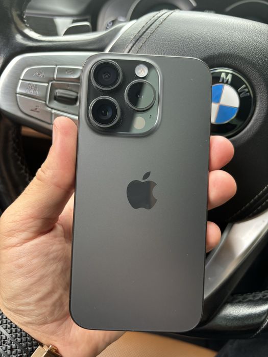 Iphone 15 pro black