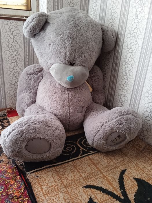 Oyinchoq tedi sotiladi yangi 1 oy boldi olinganiga boyi 160 yoki 165