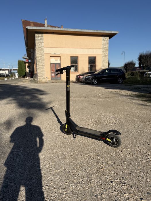 Vand trotineta electrica