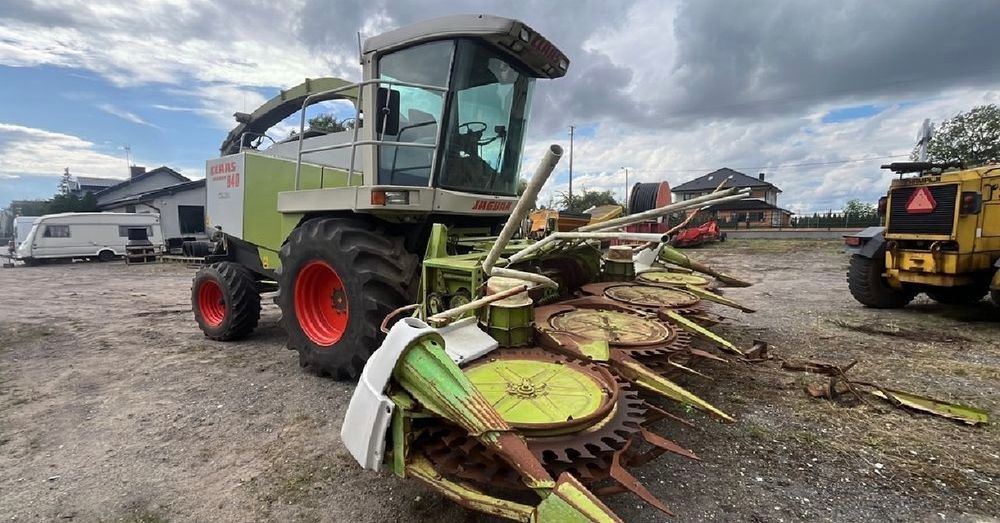 Claas jaguar 840 сотилади