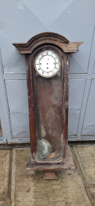 Vand ceasuri vechi cu pendula