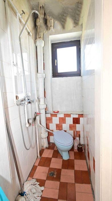 Продава се Двустаен апартамент в Перник, Център - 74 кв.м за 1264 €/кв.м - Снимка #4