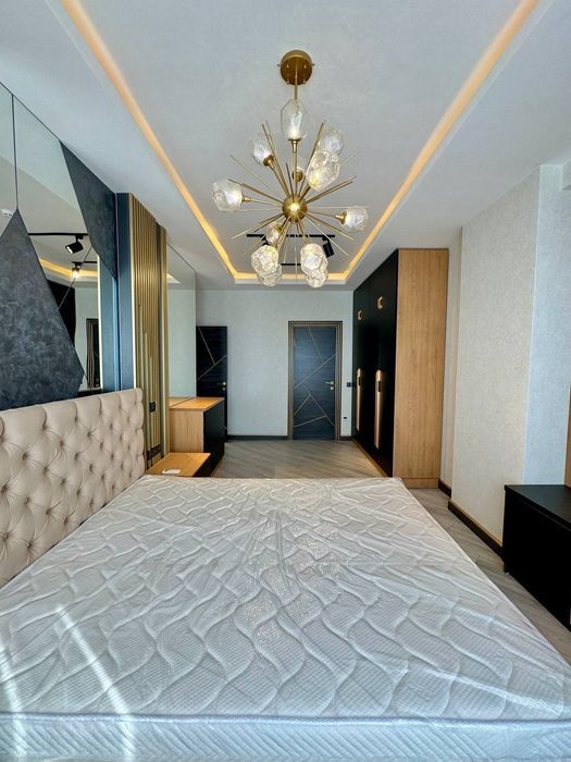 Премиум квартира посуточно Loft Residence у метро Mingurik
