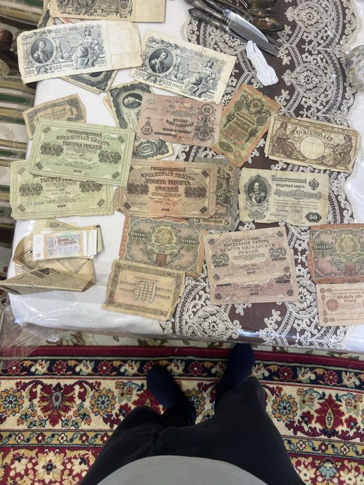 Старинные деньги .