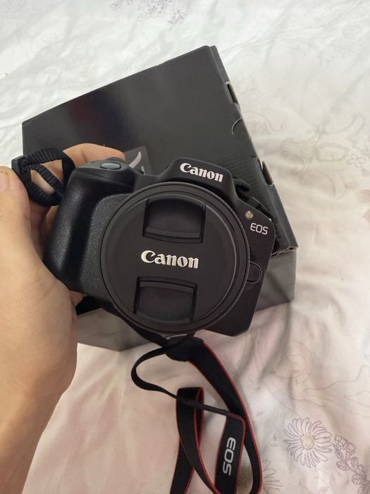 Фотоаппарат Canon EOS R50