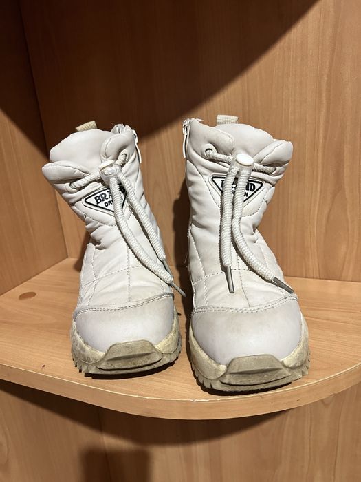 Детски сапожки на девочку.