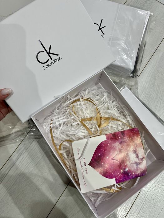 Упаковка. Коробка и пакет с наполнителем Calvin Klein