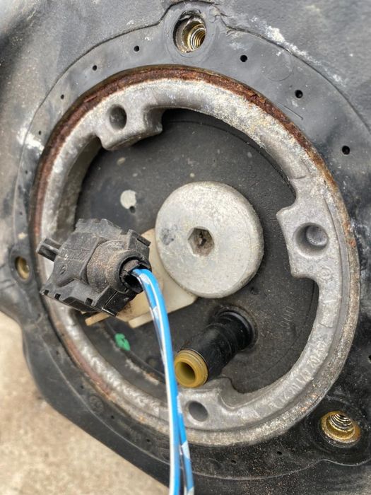 Топливный бак w202 мерседес