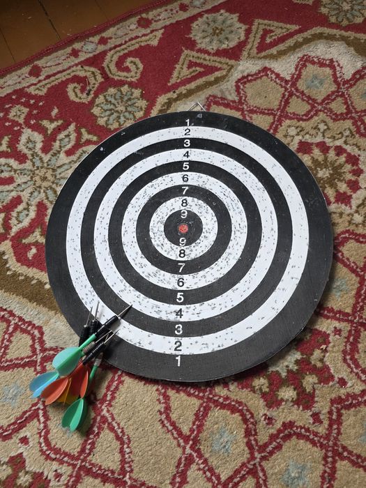 Продам доску с дротиками