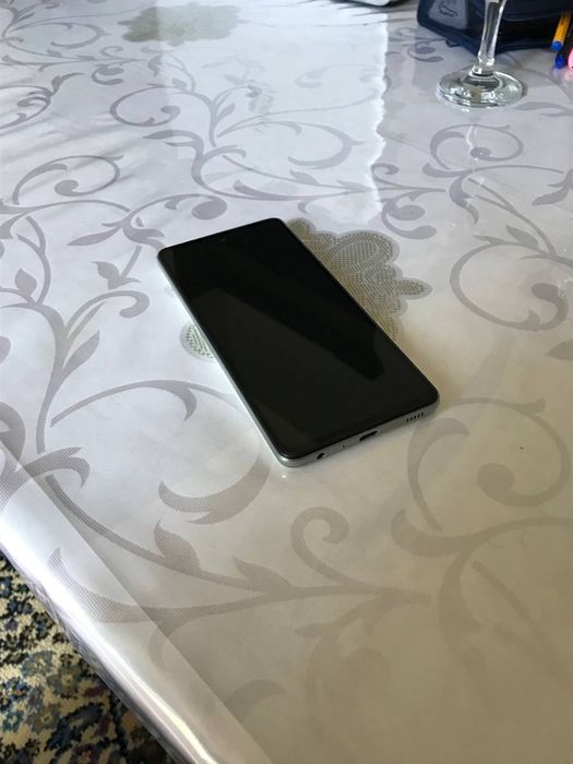 Galaxy A52  в отличном качестве