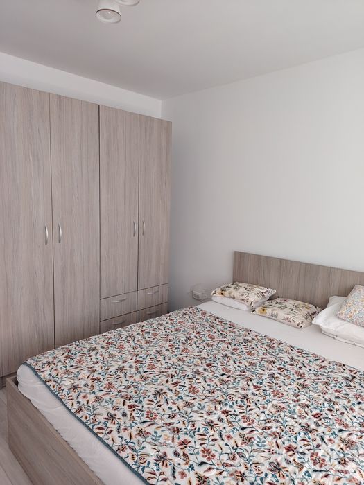 Chirie apartament cu 2  camere