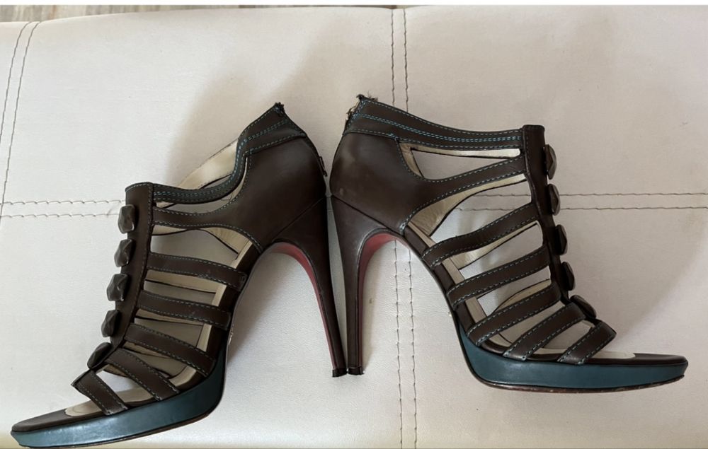 Оригинални токчета лачени bally 38 н cesare paciotti