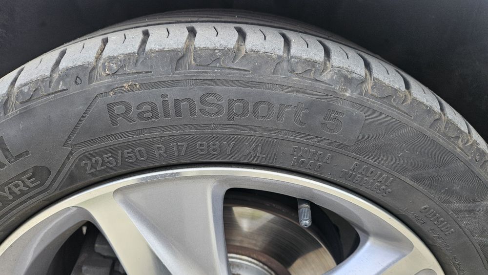 Гуми  Uniroyal RainSport 5 225/50 R17 98Y XL