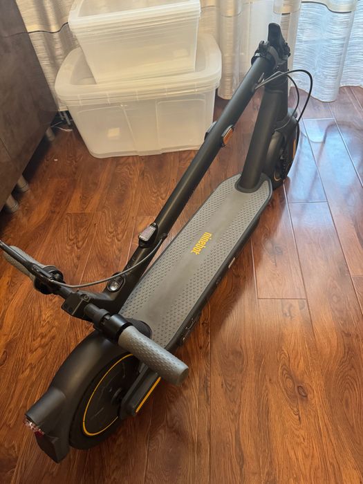 Trotinetă Ninebot by Segway KickScooter MAX G30E II