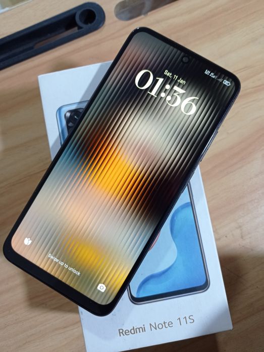 Redmi Not 11 S 128/8 rangi qora. Karopka hamma narsasi bor