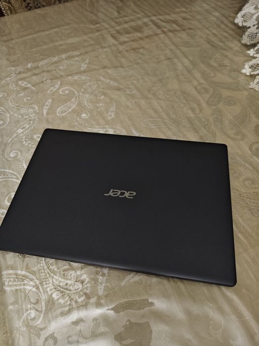 Продаю свой Acer aspire 3 a315 55g.