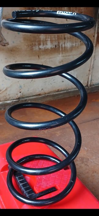 Продам новую пружину