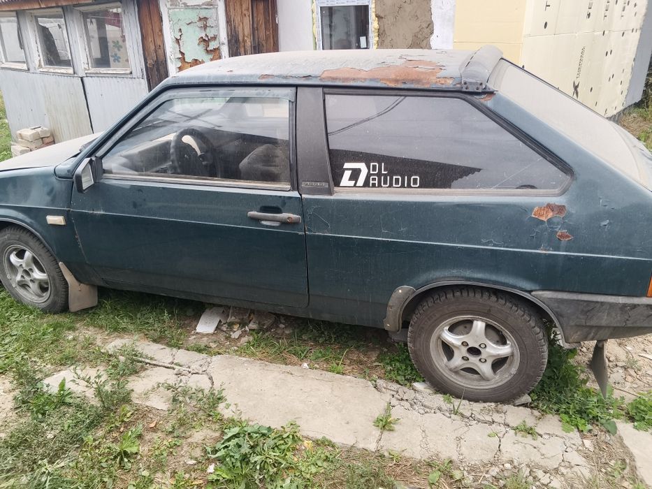 Авто на разбор все запчасти есть