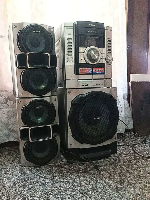 Sony MHC-RG595 мощна мини Hi-Fi система