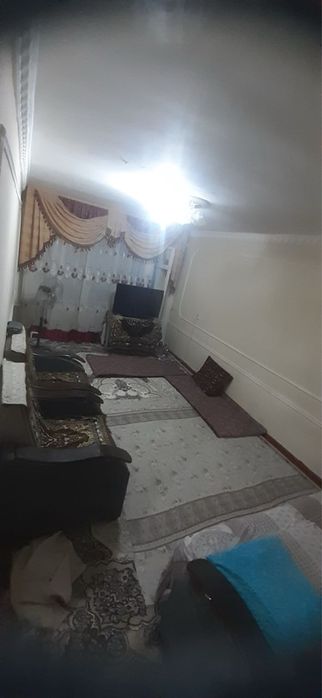 Срочна 3 хонали квартира сотилади