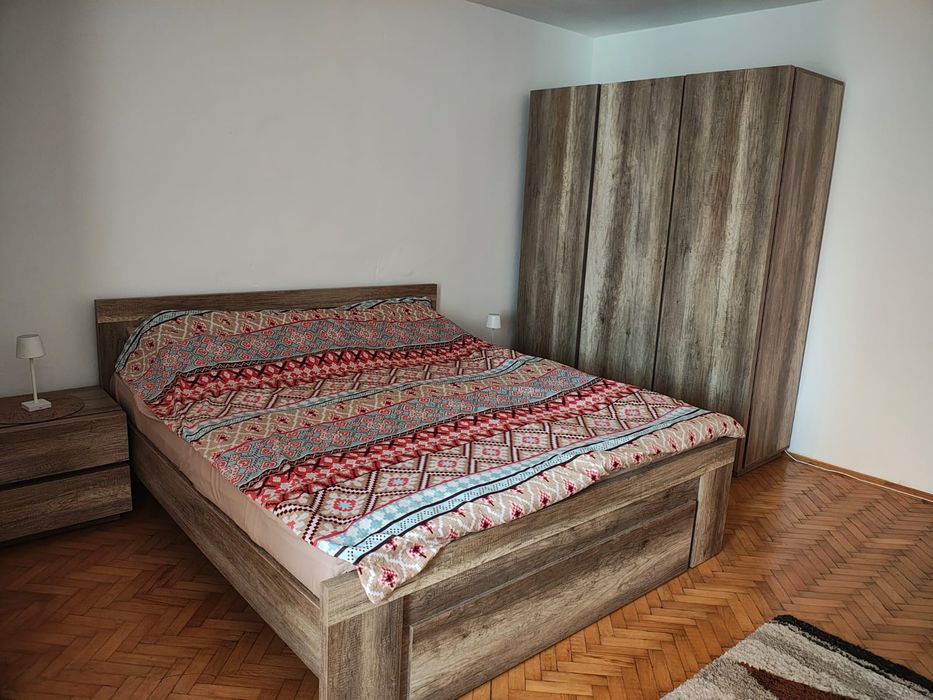 Garsoniera de închiriat