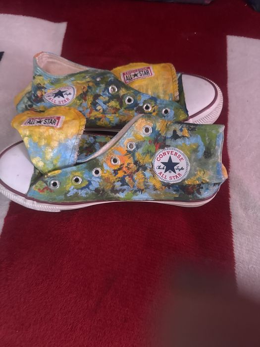 Продам обсолютно новые крутые кеды