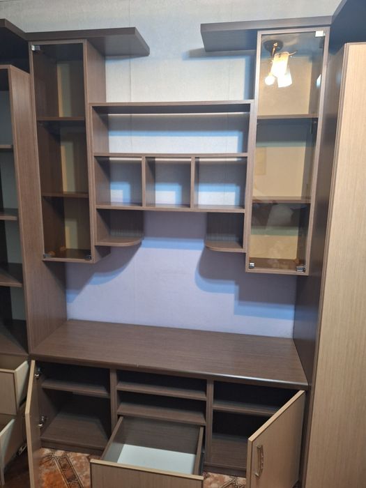 Срочно продам стенку