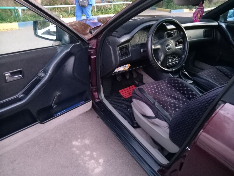 Продам ауди 80 б4