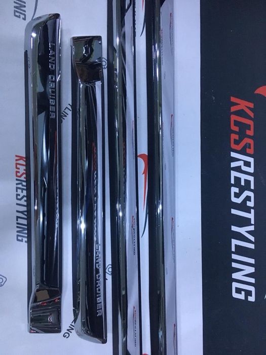 Молдинг двери TLC 200