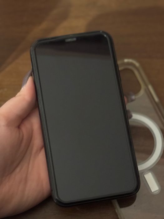 iPhone 11 в идеальном состоянии по супер цене