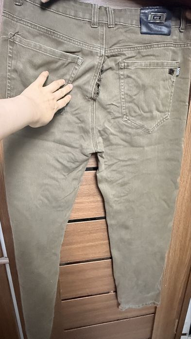 Avval kiyilgan oyoq kiyimlar