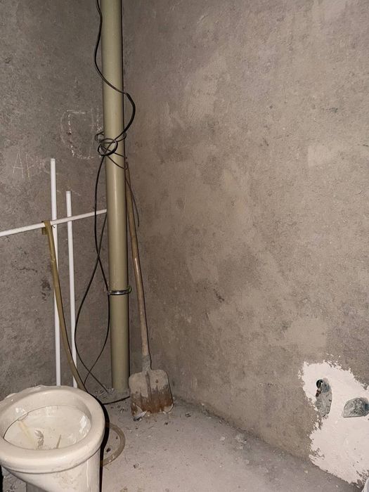 Срочно!!! От Собственника Продается квартира 2х комнатная Мансарда  Но