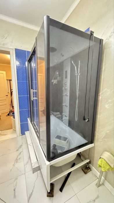 Продам душевую кабину 170*85