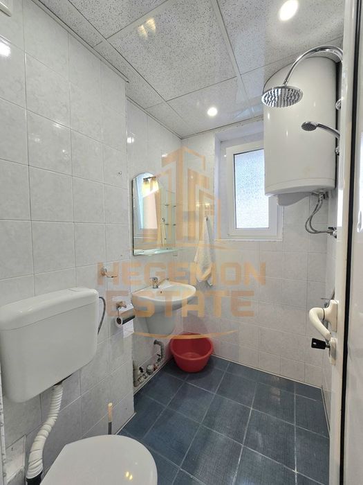 Продава се Четиристаен апартамент в Варна, Център - 120 кв.м за 1530 €/кв.м - Снимка #11