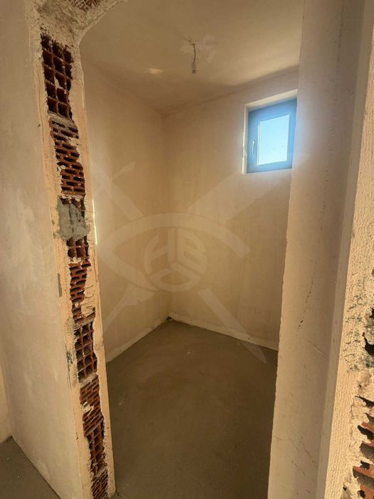 Продава се Многостаен апартамент в Пловдив, Тракия - 195 кв.м за 732 €/кв.м - Снимка #7